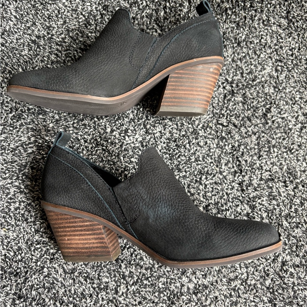 Lucky Brand Women’s Black Bootie